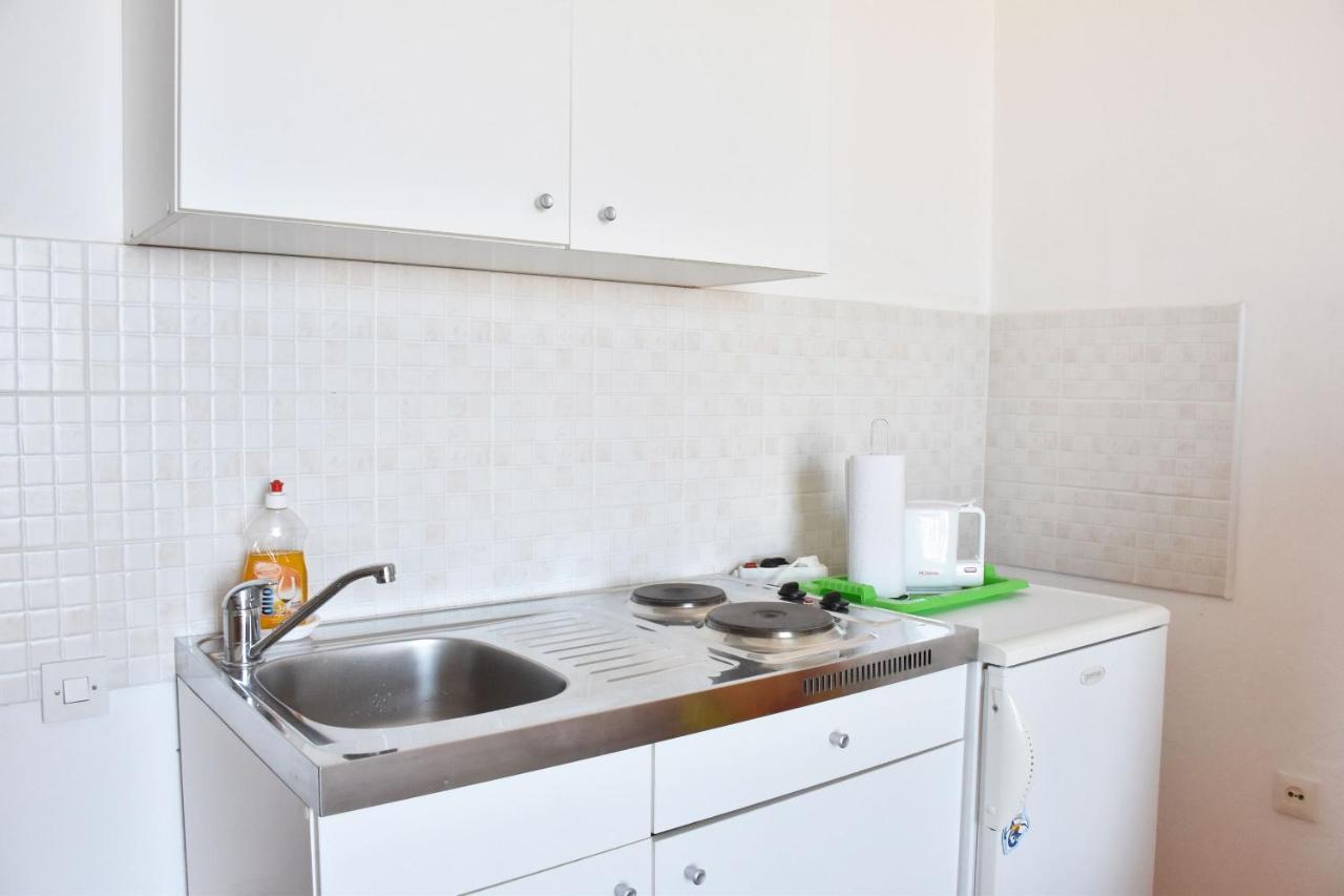 Apartments Zorica Tucepi Bagian luar foto